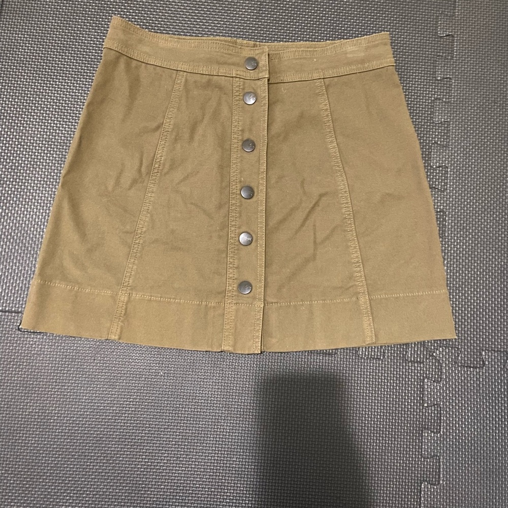 Madewell snap button skirt